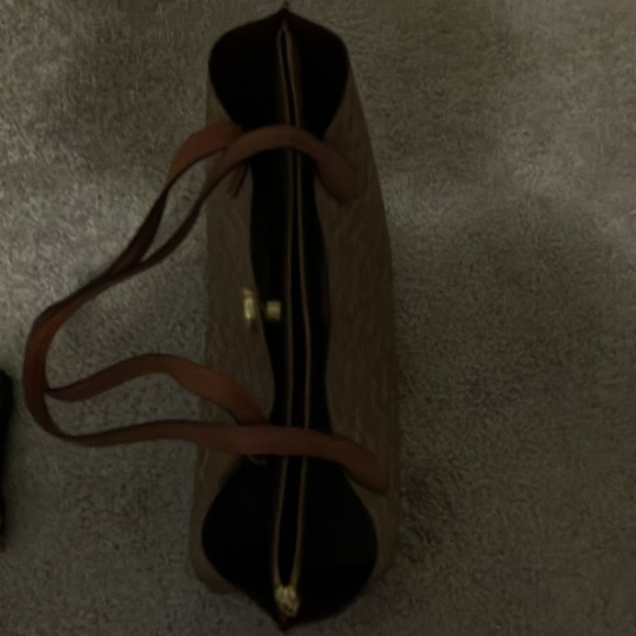 Coach Willow Canvas Tote Bag - Picture 11 of 14